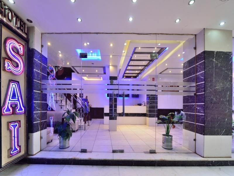 Hotel Sai International New Delhi Bagian luar foto