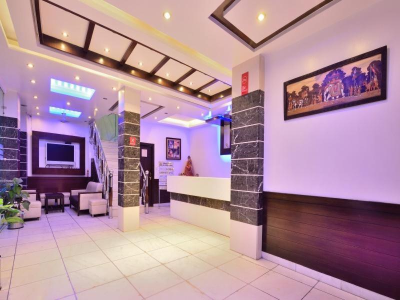Hotel Sai International New Delhi Bagian luar foto