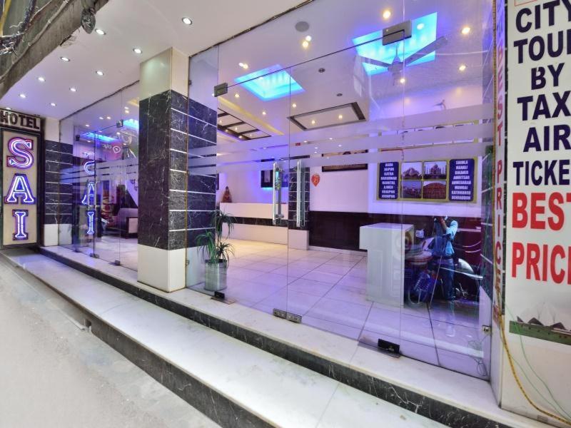 Hotel Sai International New Delhi Bagian luar foto