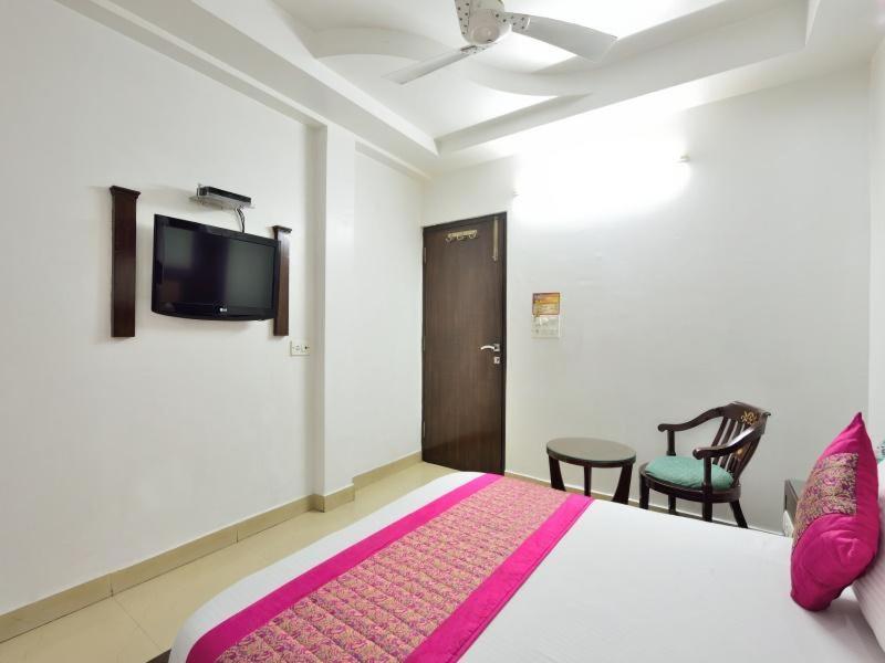Hotel Sai International New Delhi Bagian luar foto