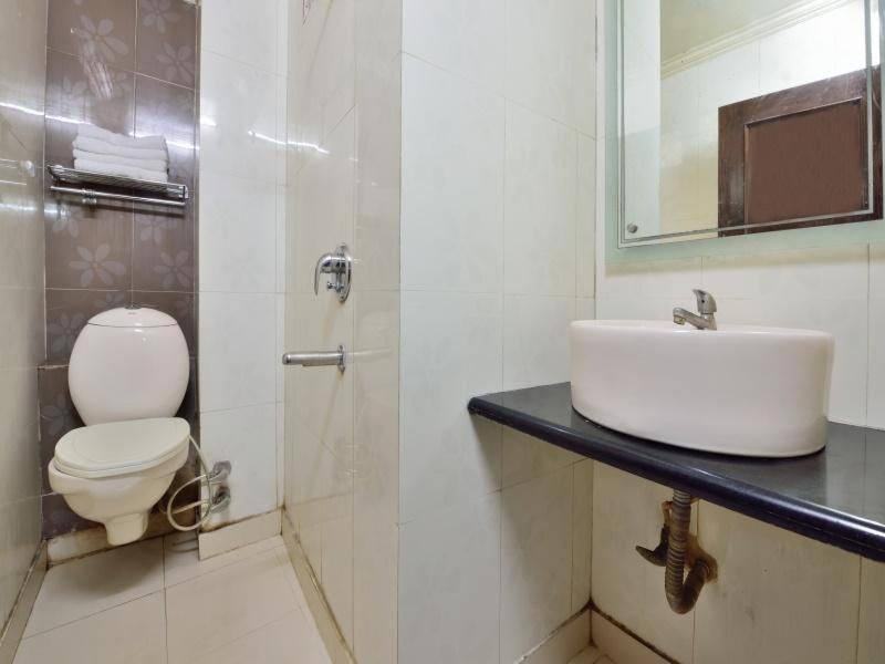 Hotel Sai International New Delhi Ruang foto